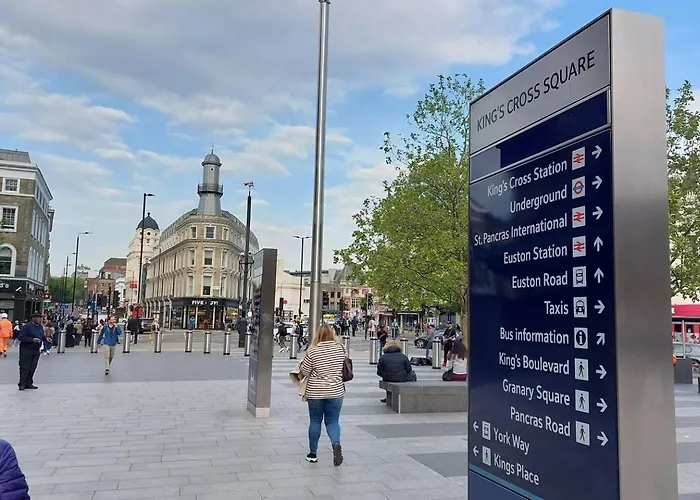 3-Bed Apartment In King\'S Cross Central London